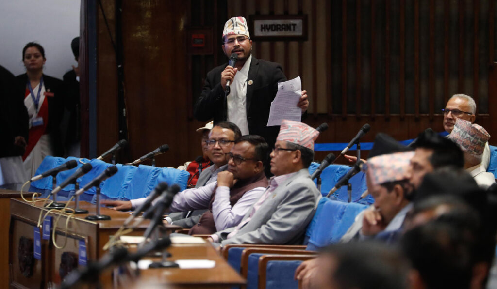 गृहमन्त्रीलाई सांसद शाहीको व्यंग्य : प्रतिपक्षमा बस्दा एउटा, सत्तामा जाँदा अर्को चरित्र हुने रहेछ