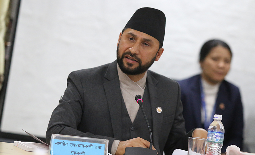 गृहमन्त्रीलाई निलम्बन गर्न माग गर्दै सर्वोच्चमा रिट