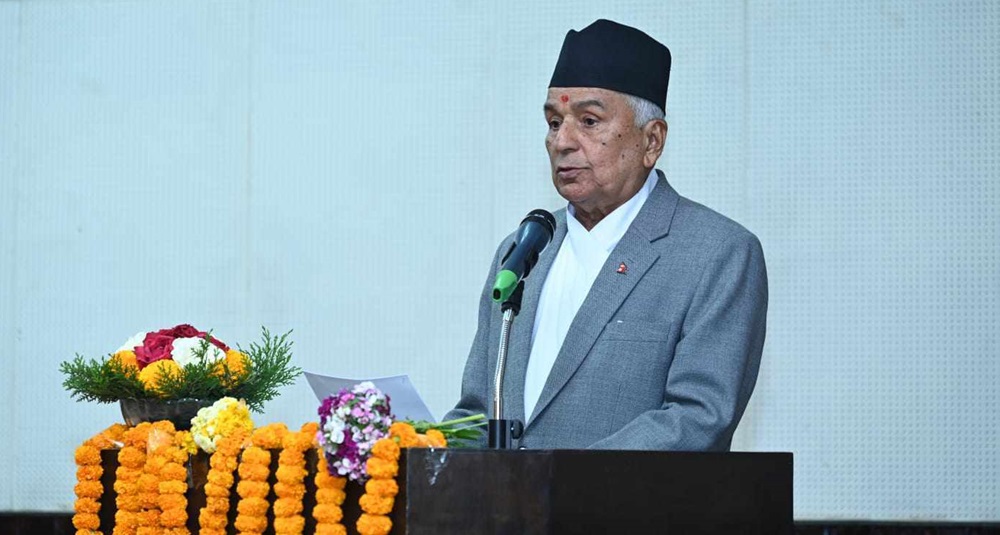 संसद्‍मा सरकारको नीति तथा कार्यक्रम प्रस्तुत गर्दै राष्ट्रपति