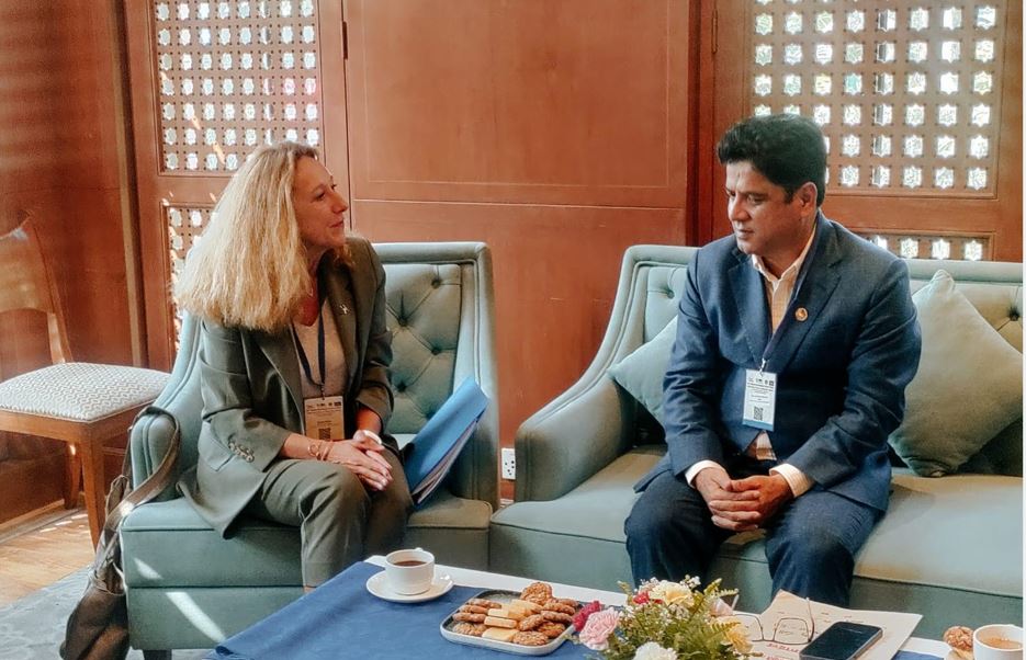 उद्योगमन्त्री भण्डारी र युरोपियन कमिसनकी उपनिर्देशक फेरानबीच भेट