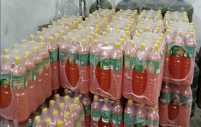 गर्मी बढेसँगै रामेछापको स्थानीय उत्पादन जुनारको जुस बिक्री बढ्यो