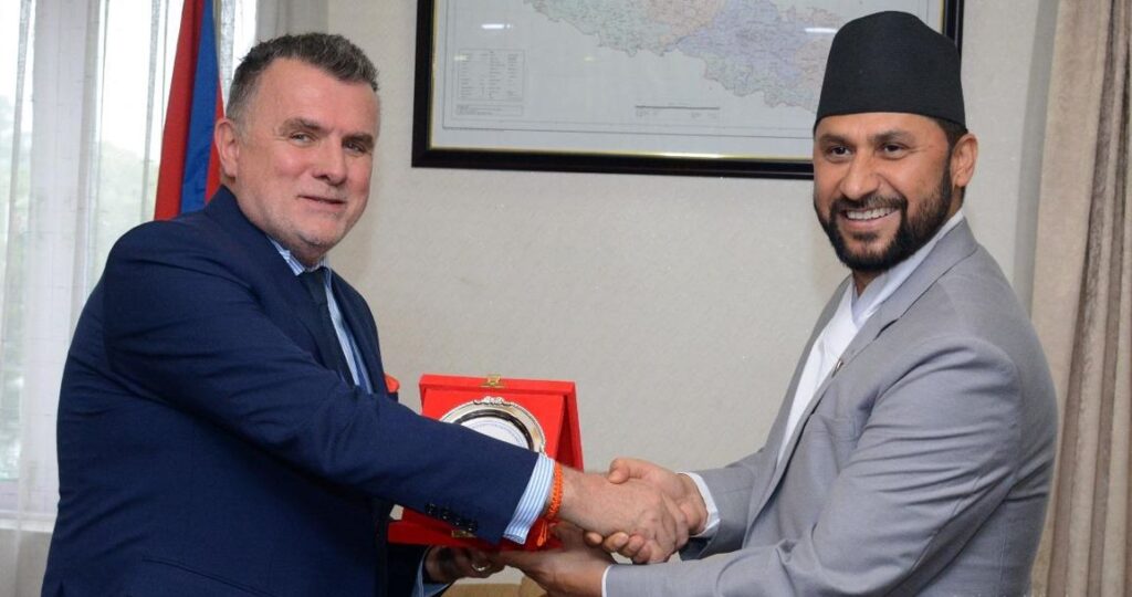 उपप्रधानमन्त्री लामिछाने र स्विडेनका राजदूत थेलेफबीच भेटवार्ता