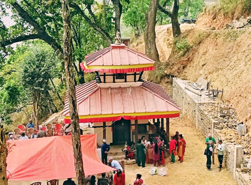 भूकम्पले क्षति पुर्‍याएको अर्लाङ्दी मन्दिर जीर्णोद्धार