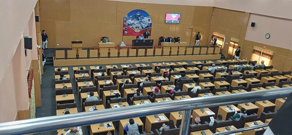 कोशी प्रदेशसभामा कांग्रेस र राप्रपाको मोर्चाबन्दी, बैठक बहिष्कार