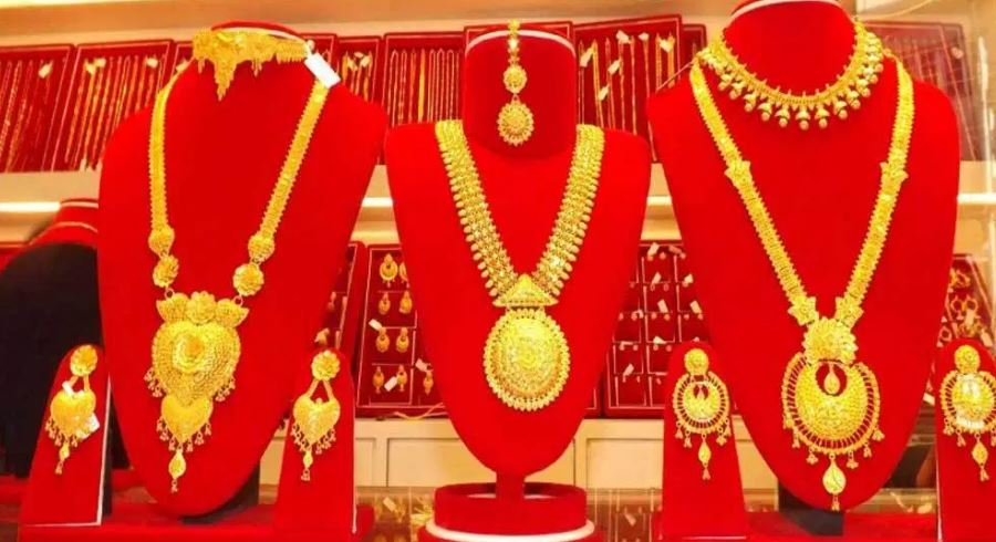 सुनचाँदीको भाउले राख्यो नयाँ रेकर्ड