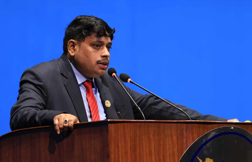 मुलुकलाई निकास दिन कांग्रेस–एमाले सहकार्यलाई हाम्रो साथ : अब्दुल खान