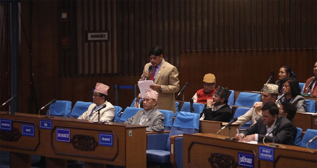 स्वास्थ्य क्षेत्रमा आवश्यक दरबन्दीको तत्काल व्यवस्था गर्न सांसद खानको माग