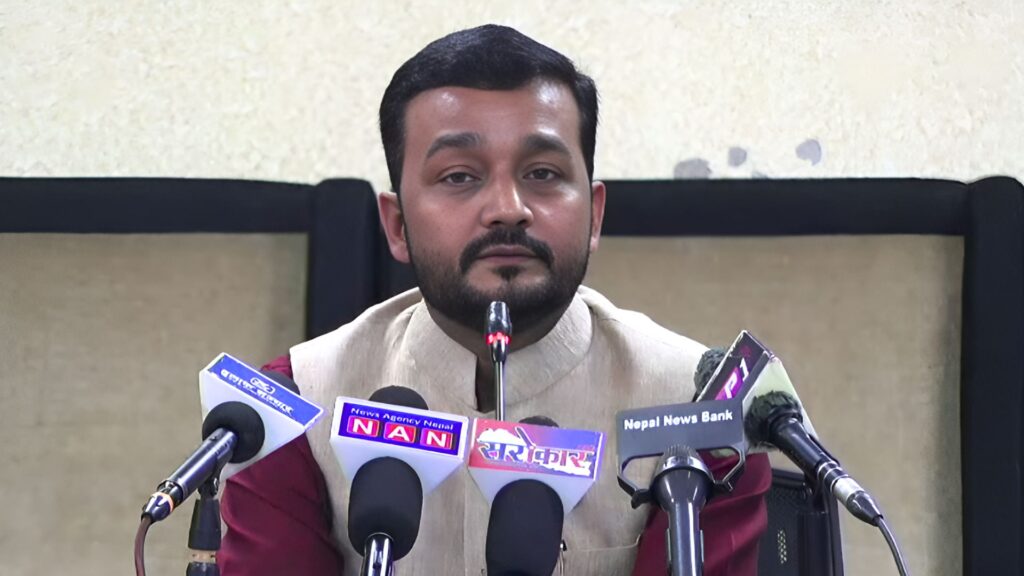 अहिले नै राजीनामा दिने निर्णय भएको छैन : स्वास्थ्यमन्त्री यादव