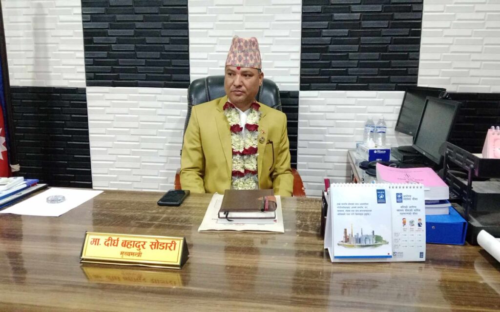 सुदूरपश्चिमका मुख्यमन्त्री दीर्घ सोडारीले तत्काल राजीनामा नदिने