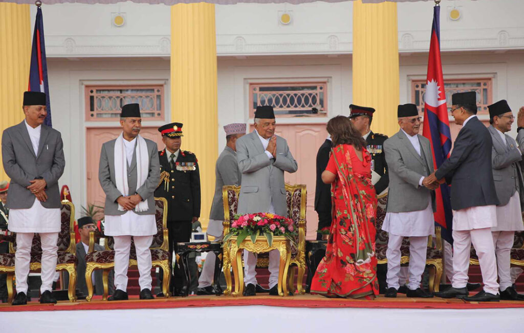 यस्तो छ मन्त्रीहरूको वरीयता : रमेश लेखक पाँचौँमा