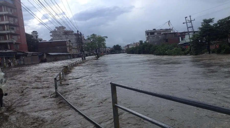 काठमाडौं उपत्यकामा भारी वर्षा, नदी किनारमा उच्च सतर्कता अपनाउन आग्रह