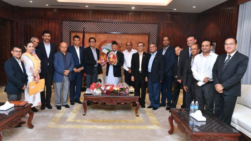 अर्थतन्त्रलाई चलायमान बनाउन मौद्रिक नीति कठोर हुनुहुँदैन : प्रधानमन्त्री ओली