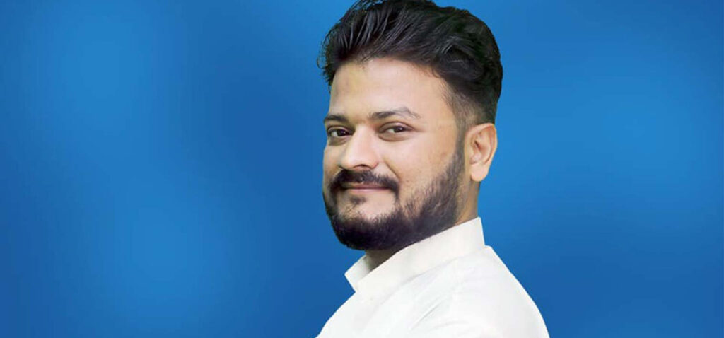 रास्वपाको कारबाही अवैधानिक भन्दै मुकुल ढकालले दिए निर्वाचन आयोगमा निवेदन