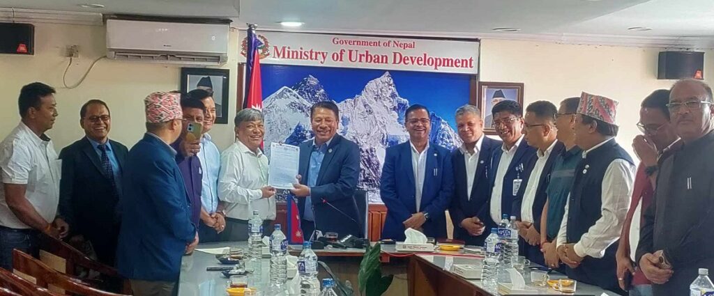 निर्माण व्यवसायीका मागप्रति सरकार सकारात्मक छ : उपप्रधानमन्त्री सिंह