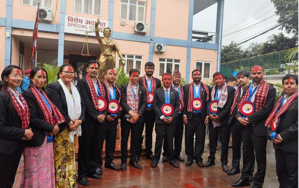 विशेष अदालत बार एशोसिएसनको अध्यक्षमा अधिवक्ता कुँवर