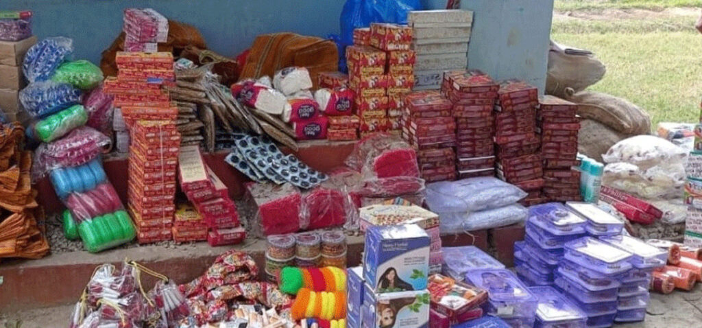 गैरकानुनी रूपमा भित्र्याइएका सामान बरामद