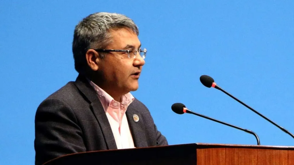 विद्युतको बक्यौता उठाउन प्रचण्डले रोकेका हुन् : गोकुल बास्कोटा