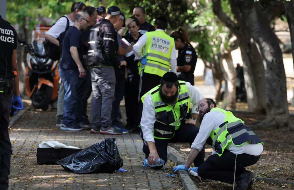 तेल अभिव नजिकै छुरा प्रहार, एक जनाको मृत्यु