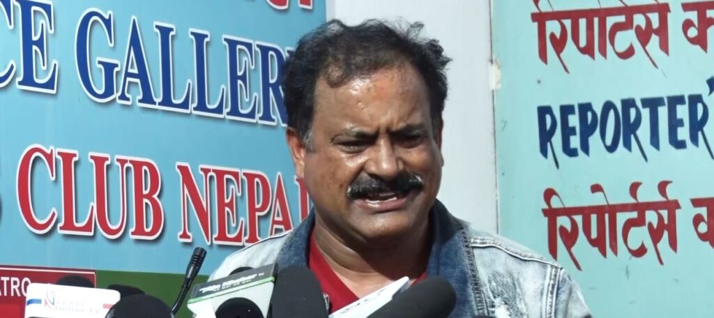 गाईजात्रा : रिपोर्टस् क्लबमा कलाकारहरूले गरे नेताहरूको क्यारिकेचर