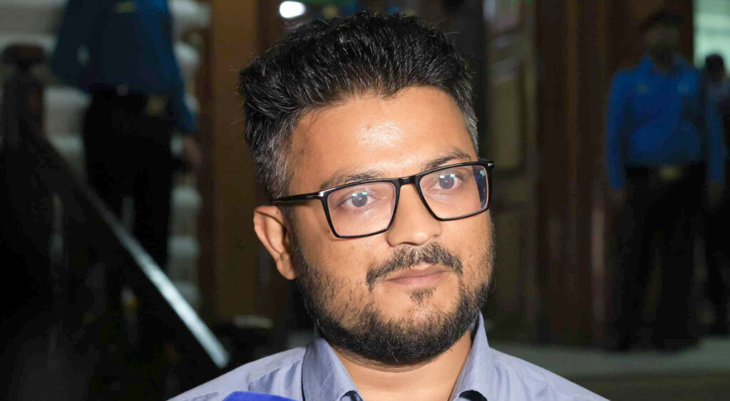 न्यायालयबाट महामन्त्रीमा फर्किएँ भने रविले राजीनामा दिन्छन् : मुकुल