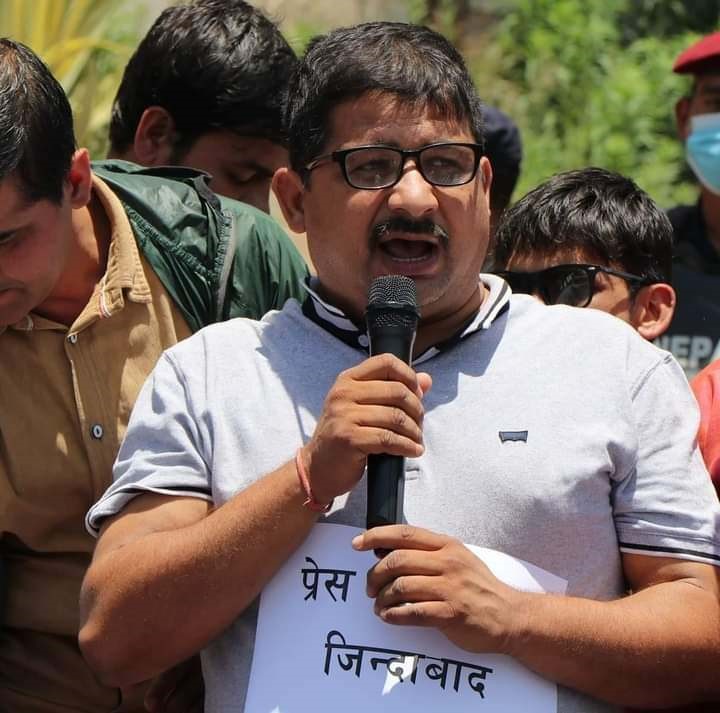 विपुल पोखरेलले पत्रकार महासंघको अध्यक्षबाट राजीनामा दिए