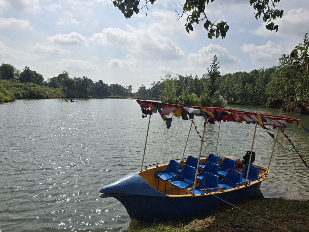 मोटरबोट चलेपछि स्थानीयको आम्दानी बढ्यो