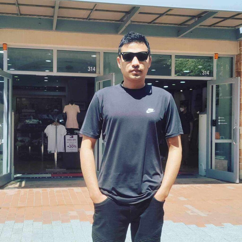 साथीको उद्धार गर्न गएका कर्णेलको पहिरोमा पुरिएर मृत्यु