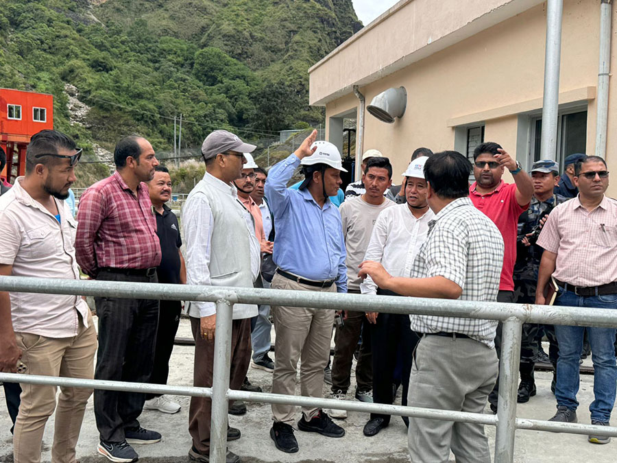 सिन्धुपाल्चोकमा निर्माणाधीन मध्यभोटेकोशी जलविद्युत् आयोजनाकाे एक महिनाभित्र बिजुली उत्पादन गर्ने योजना