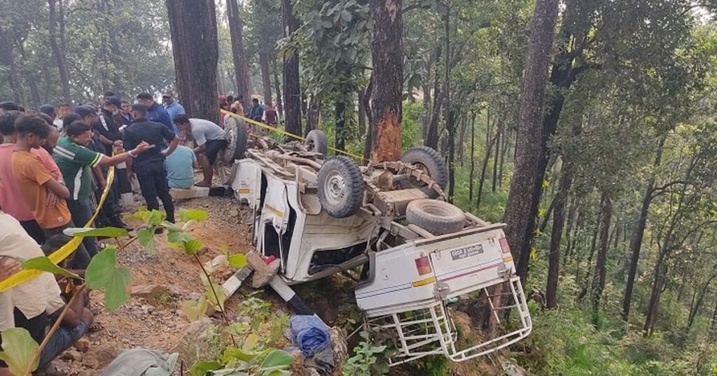 कावासोतीमा जिप दुर्घटना हुँदा दुई जनाको मृत्यु, २८ घाइते