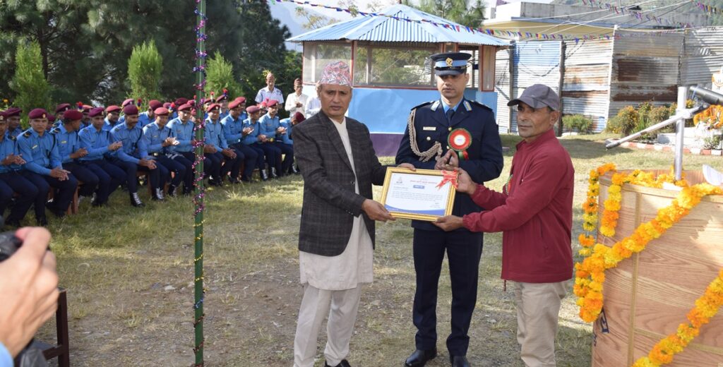 जग्गादातालाई प्रहरीको सम्मान