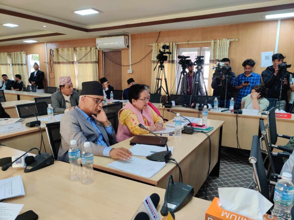 रवि लामिछानेलाई हिरासत बाहिर राखेर अनुसन्धान अगाडि बढाउँः रास्वपा सांसद कार्की