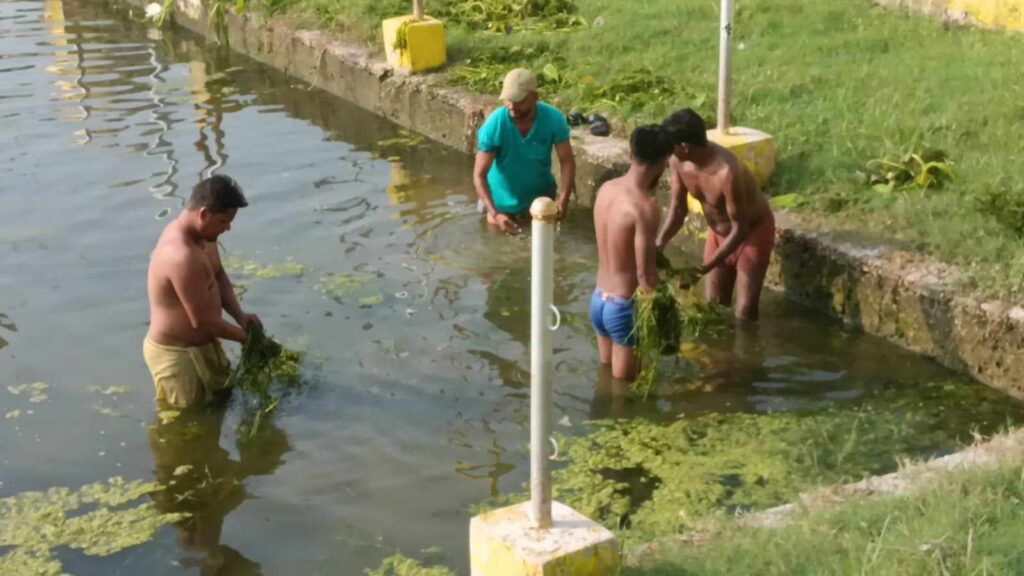 पुजारी र कुनै कर्मकाण्ड विनै हुने छठपर्वको तयारी तिब्र