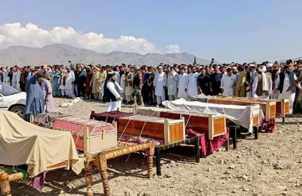 पाकिस्तानमा तीन दिनमा ८२ जनाको मृत्यु