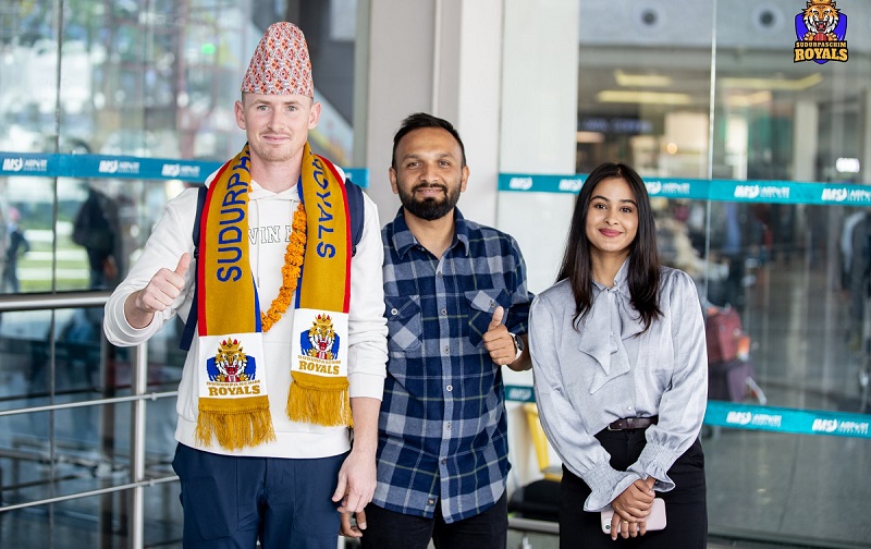 एनपीएल खेल्न स्कटल्यान्डका मक्मलेन नेपाल आइपुगे