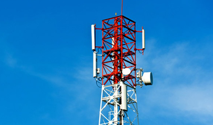 मलैमा टेलिकम गर्न डाँडोमा जानुपर्ने अवस्था हट्दै