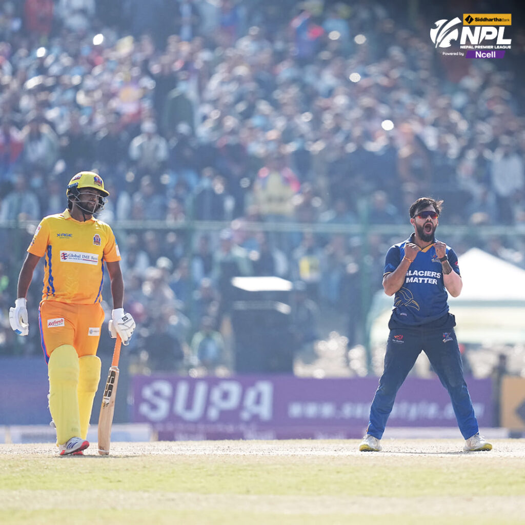 सुदूरपश्चिमले पोखरालाई दियो १ सय ५४ रनको लक्ष्य