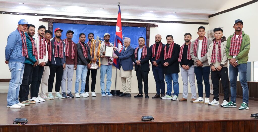 जनकपुर बोल्ट्सलाई प्रधानमन्त्री ओलीबाट सम्मान