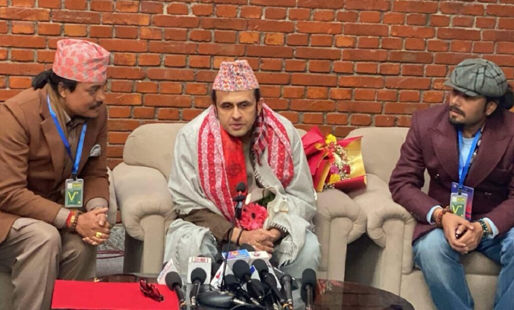 चर्चित भारतीय गायक सोनु निगम काठमाडौं आइपुगे