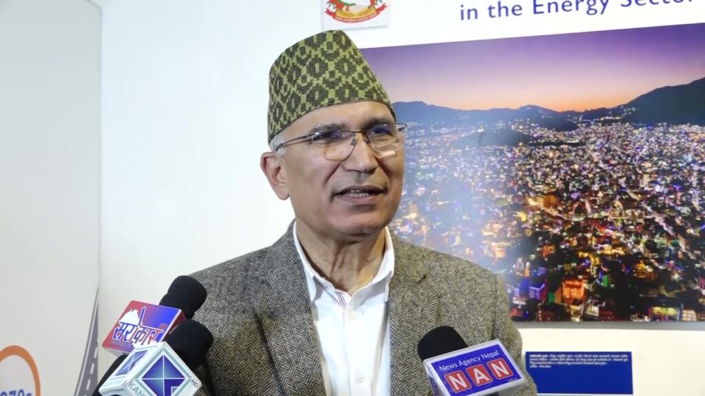 अर्थमन्त्री भन्छन्- प्रधानमन्त्रीसँग दूरी बढेको सत्य होइन