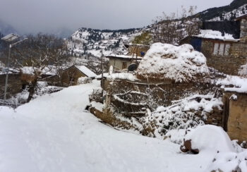 हुम्लामा हिमपात (तस्बिरसहित)