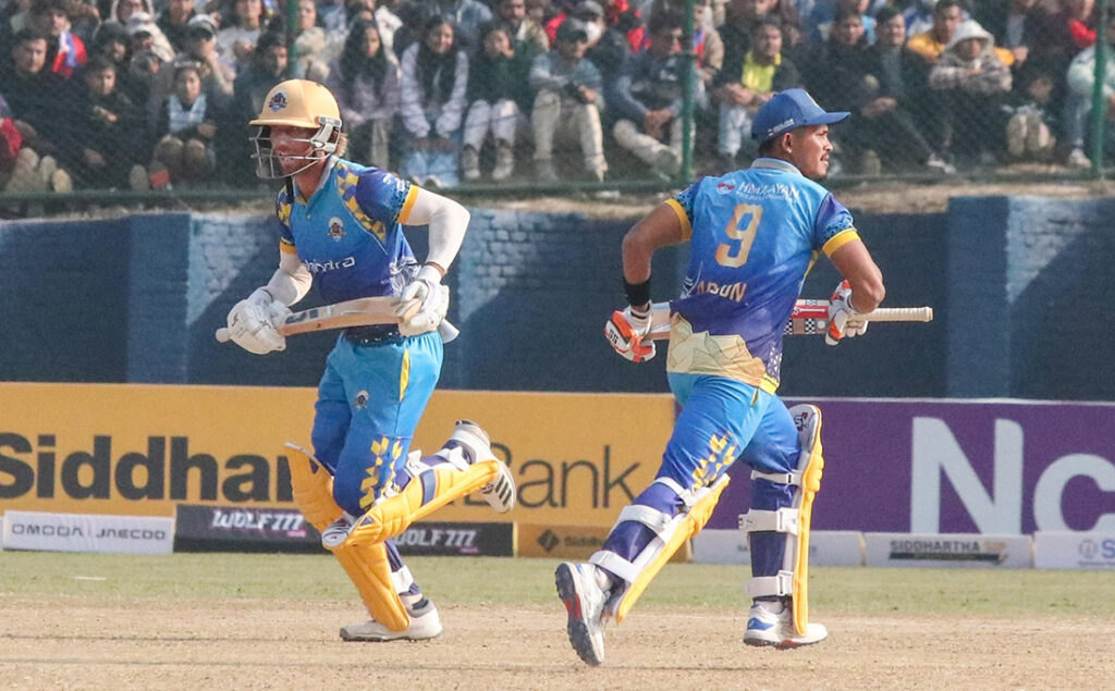 कर्णालीले विराटनगरलाई दियो १३४ रनको लक्ष्य, देव र बोसिस्टोको अर्धशतक