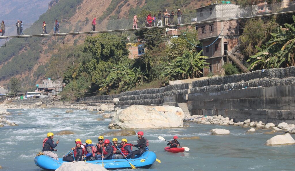 कालीगण्डकी नदीमा र्‍याफ्टिङ सञ्चालन