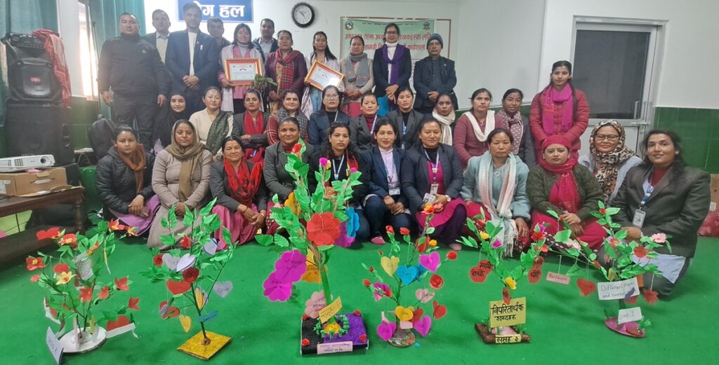 शैक्षिक सामग्री बनाउन शिक्षकलाई तालिम