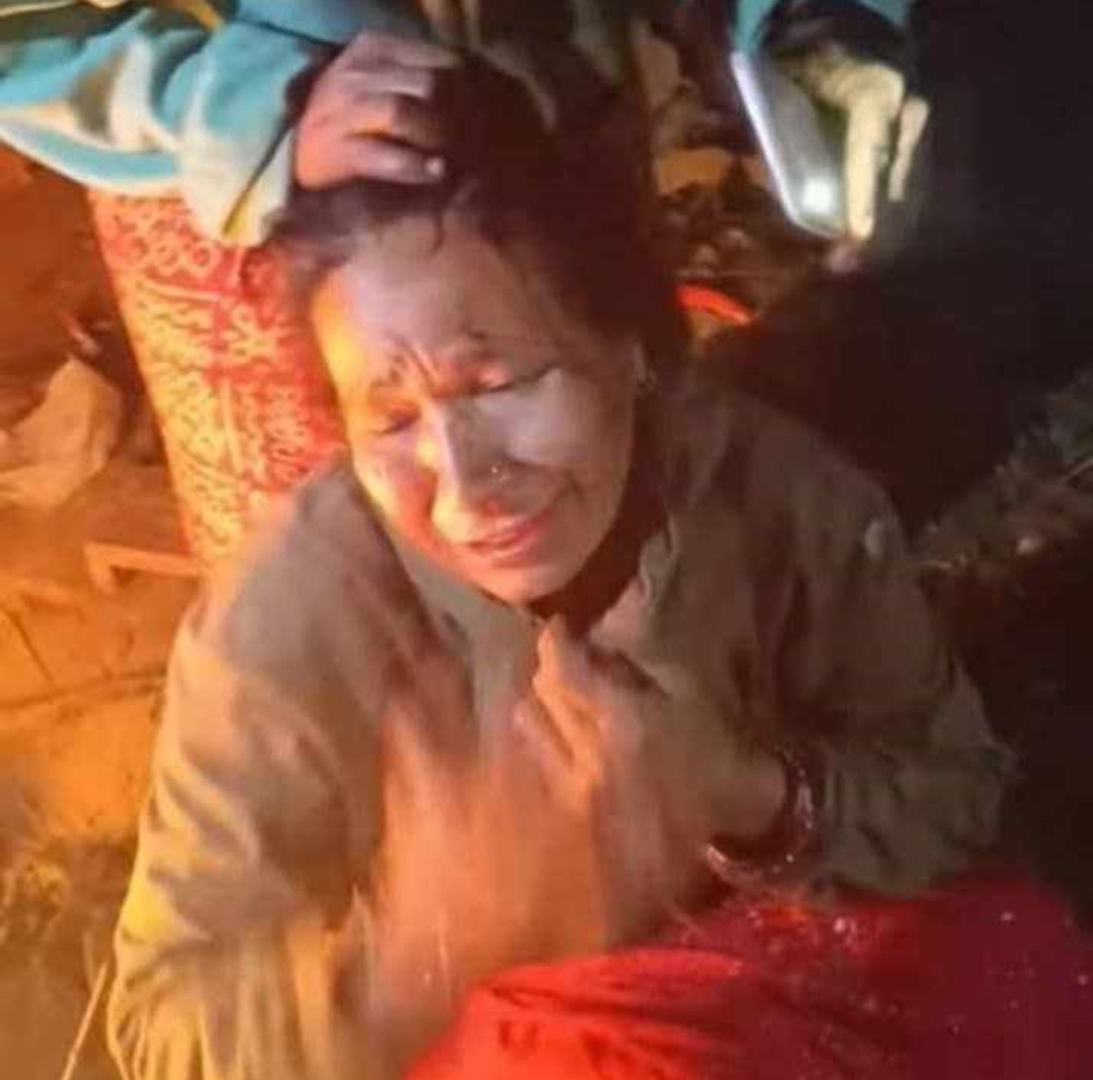 छाउगोठमा सुतेकी महिलामाथि बाघको आक्रमण