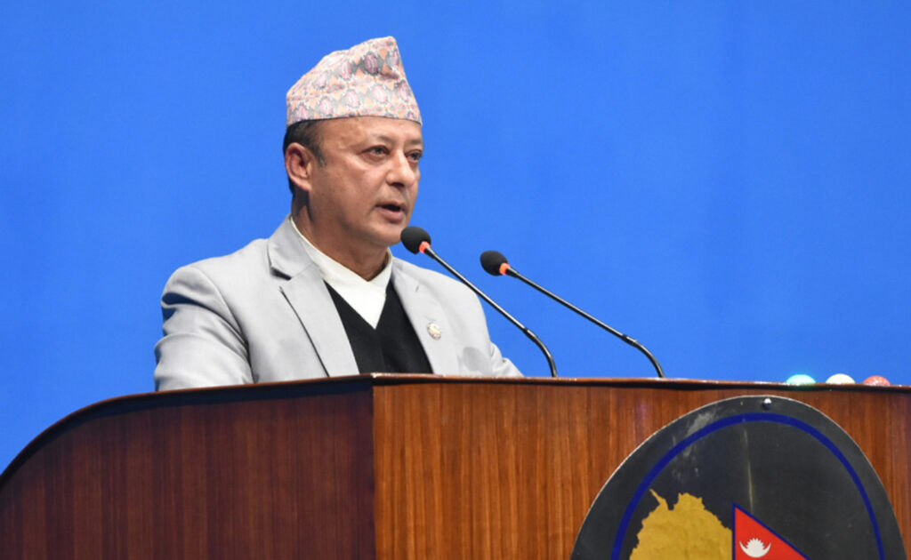 कुलमानबारे ऊर्जामन्त्री– कुलमान घिसिङ आफूखुसी अघि बढ्न खोजे, लगाम लगाउने बेला भयो