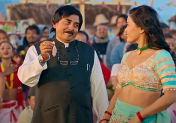 चलचित्र ‘लाज शरणम्’ को पहिलो गीत ‘हेर्दा हेर्दैमा’ सार्वजनिक (भिडिओ)