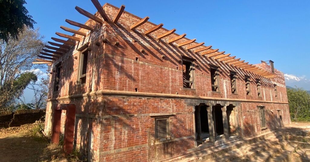 बजेट अभावले लमजुङ दरबार पुनर्निर्माण अलपत्र