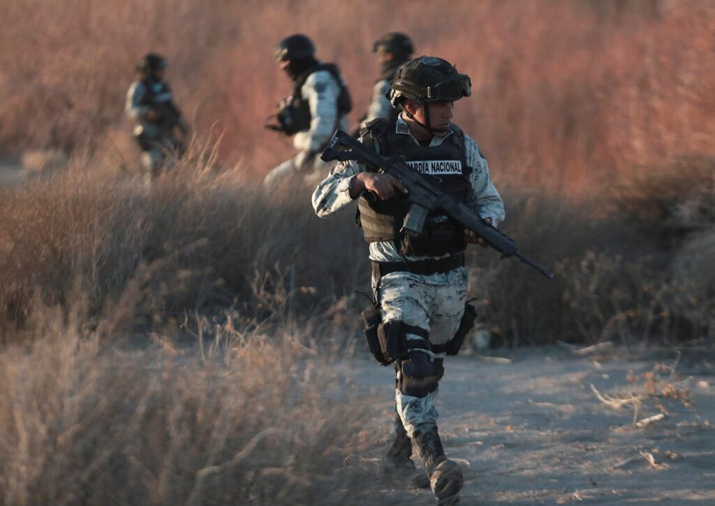 अमेरिकी सीमामा १० हजार नेसनल गार्ड सेना तैनाथ