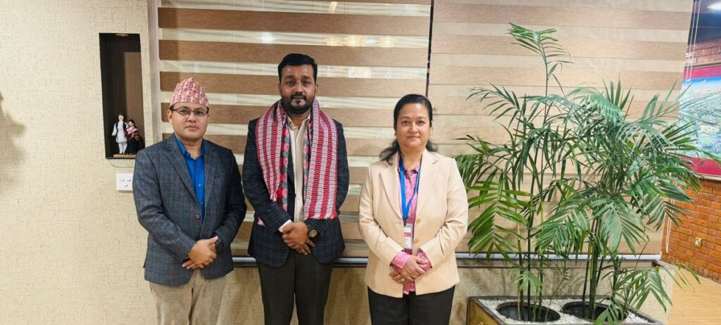 खानेपानीमन्त्री यादव भारत प्रस्थान