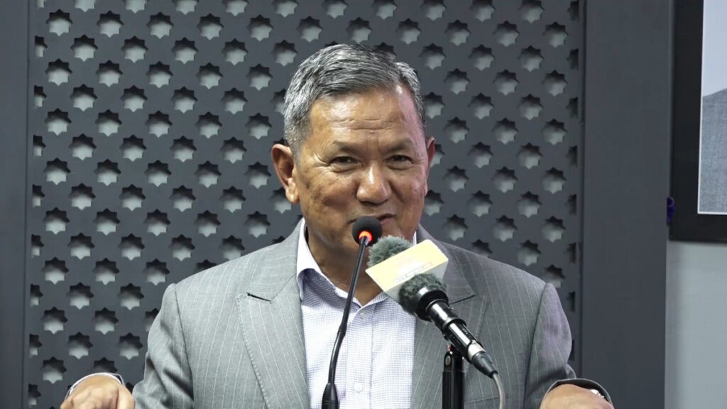 पुर्वराजाले आफ्नो हैसियत बिर्से- सञ्चारमन्त्री गुरुङ